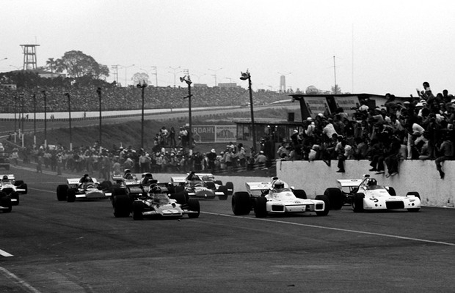 Autódromo de Interlagos completa 80 anos de história