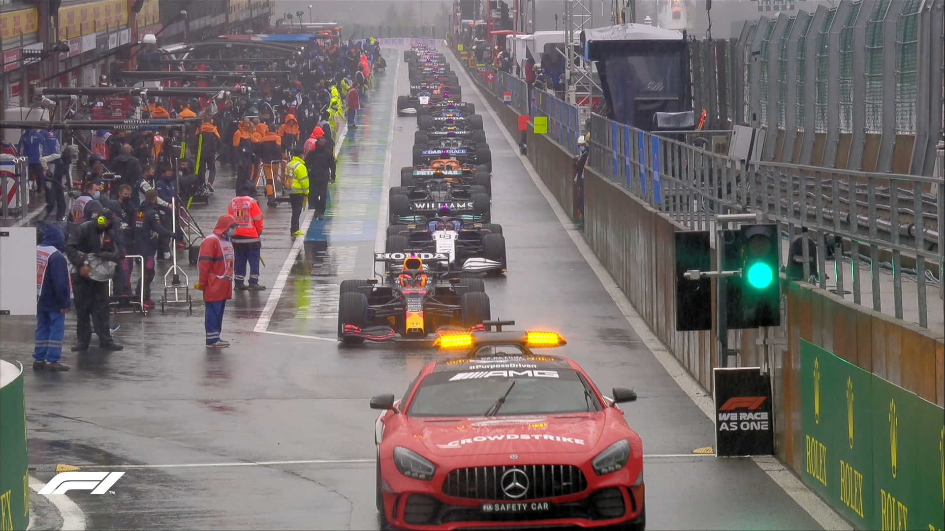 Capa Destaque da Semana RACING - O Grande Desfile da F1