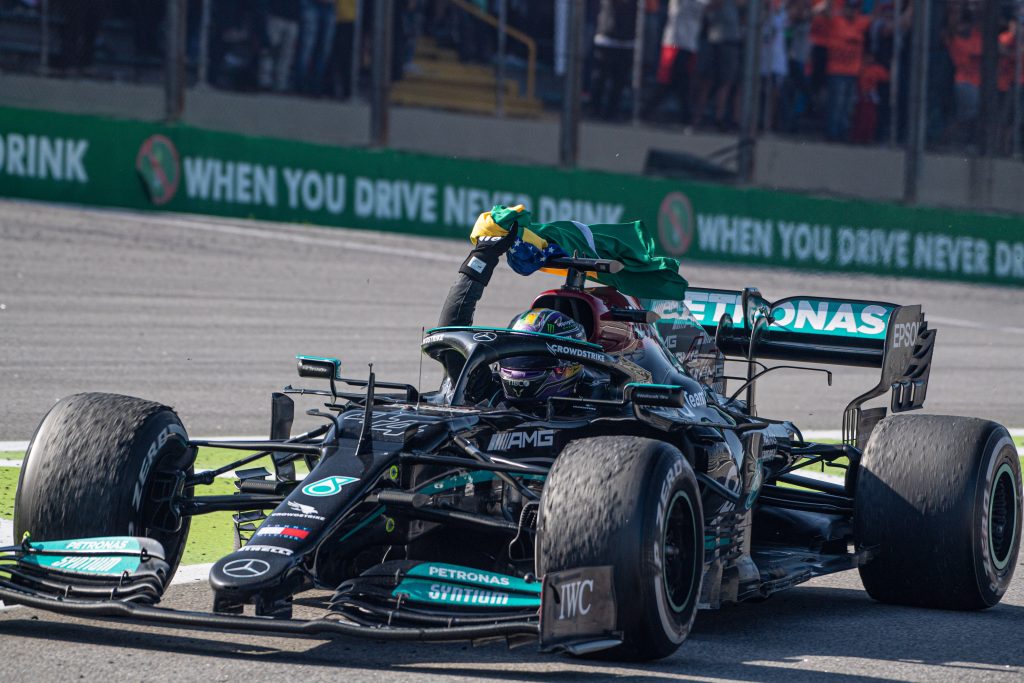 Coluna Venício Zambeli RACING - Lewis Hamilton da Silva