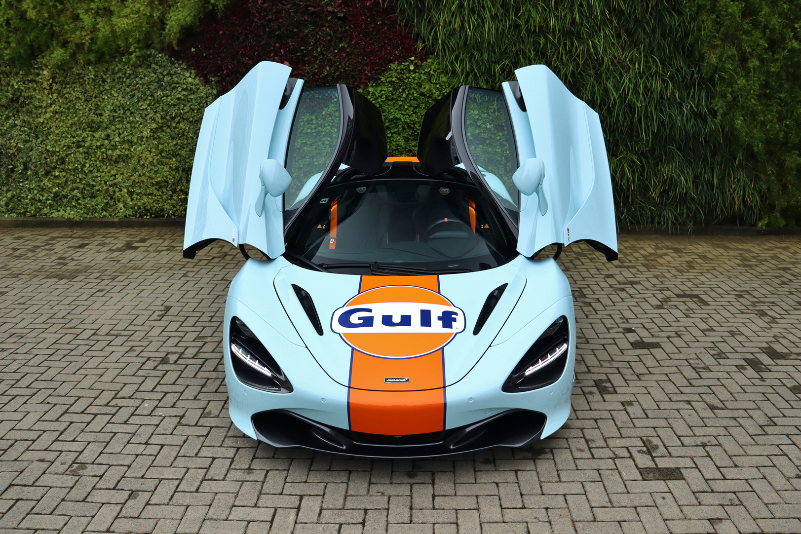 Supercarros McLaren 720S Gulf