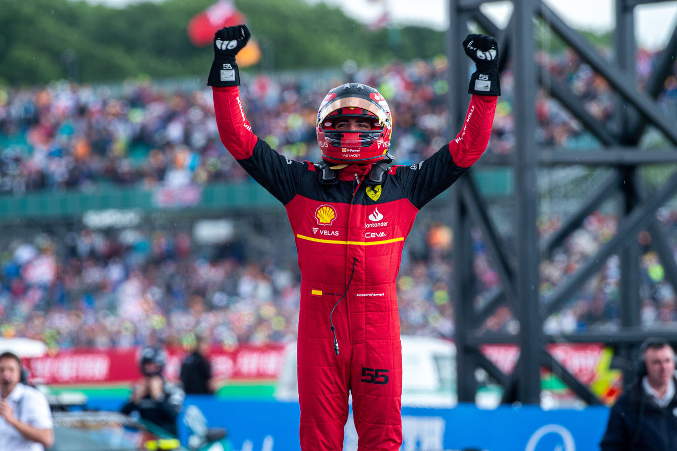 Carlos Sainz Jr. vence na F1