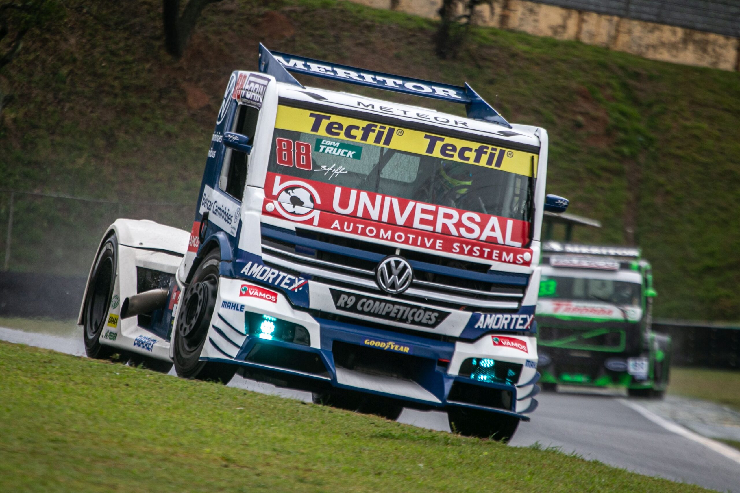 Copa Truck: Beto Monteiro lidera sexta-feira de treinos em