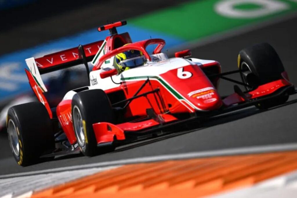 Bearman Lidera Treino Livre Da F3 Na Itália Racing Online