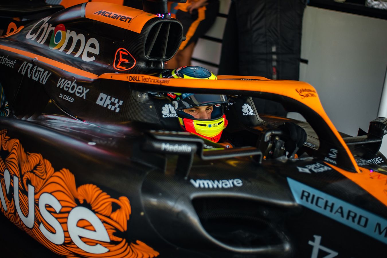 F1: Piastri revela avería del coche durante las primeras vueltas en Miami