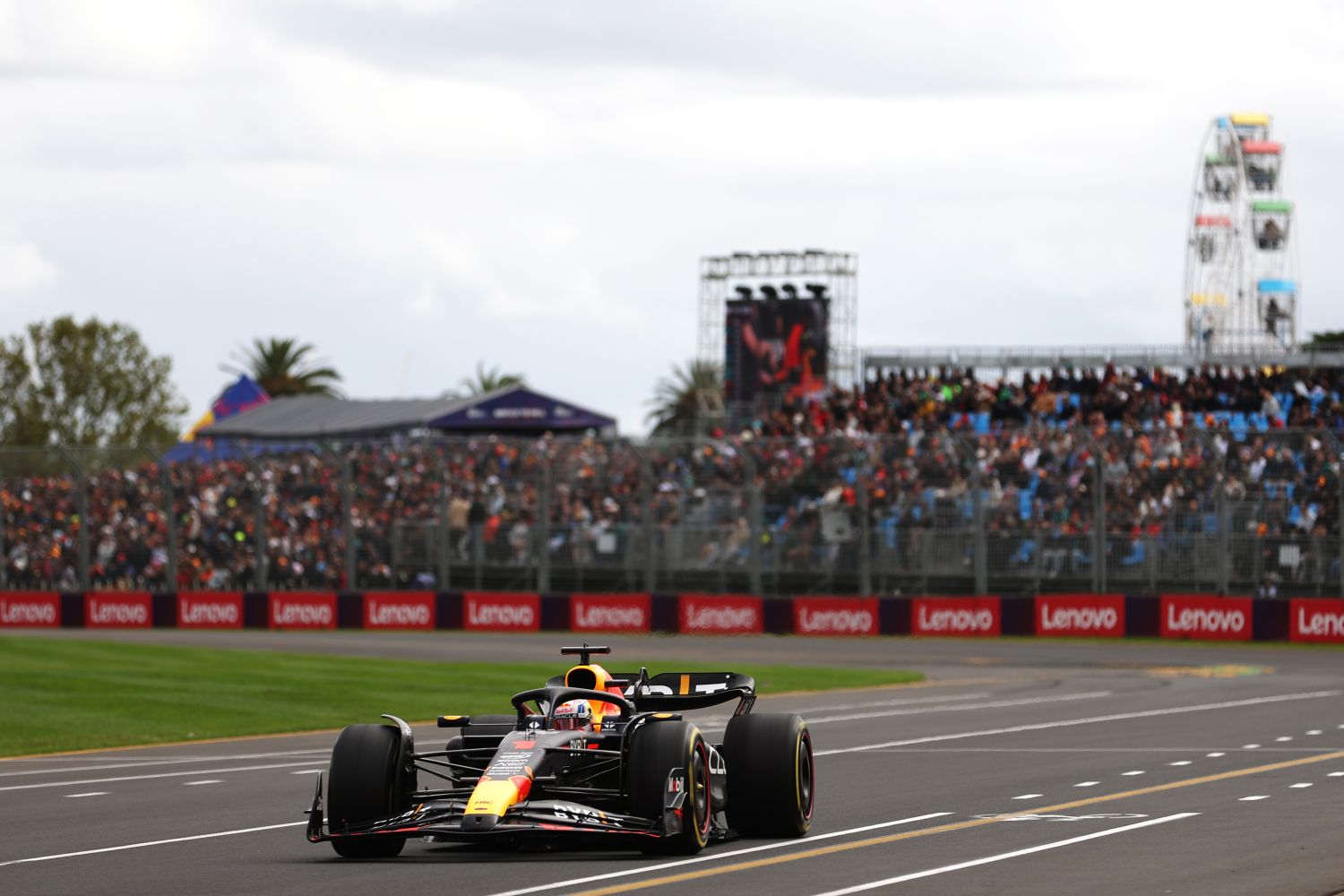 F1: Verstappen domina treinos livres do GP do México