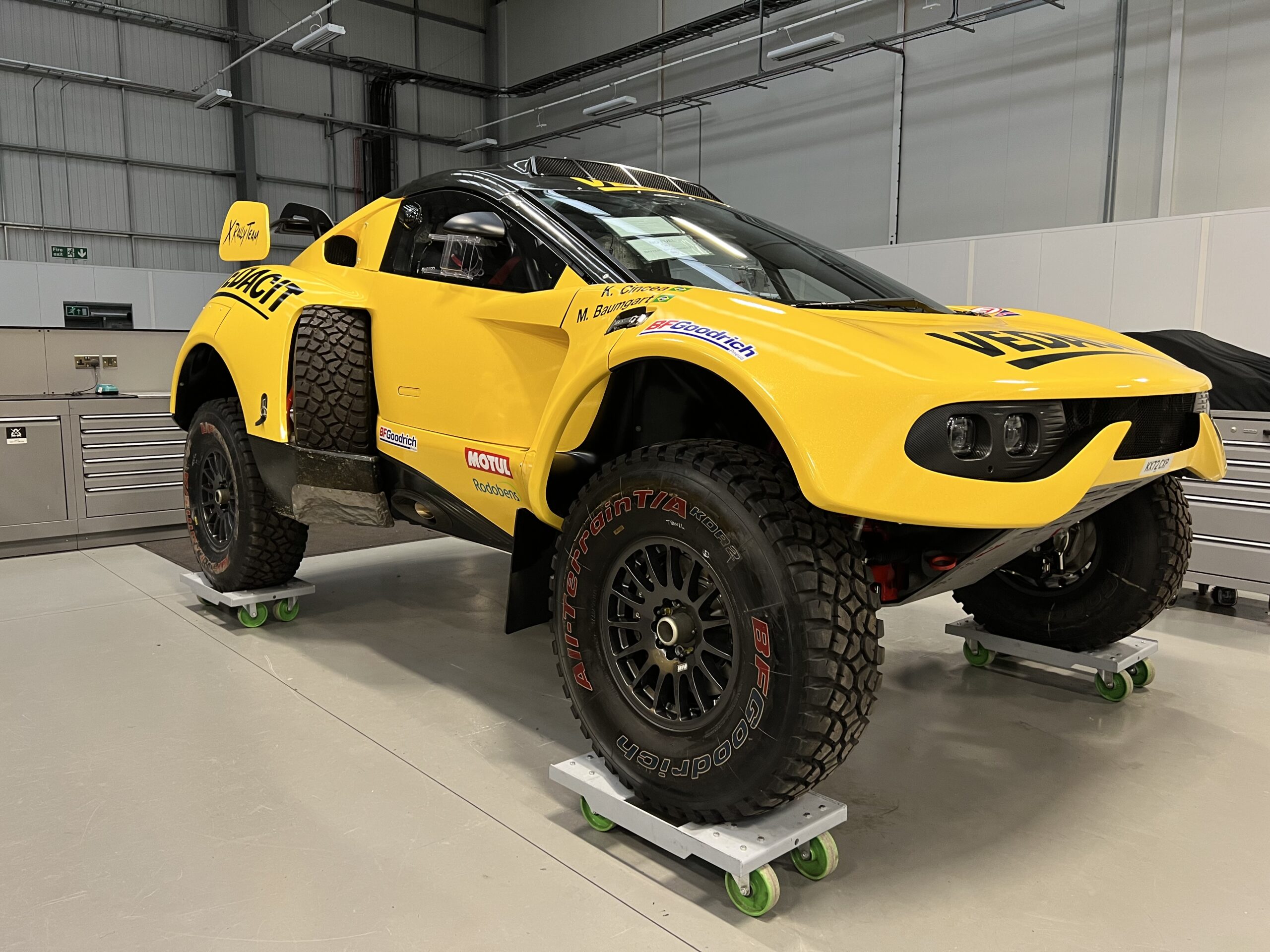 Supercarros - Prodrive Hunter T1+ X Rally Team