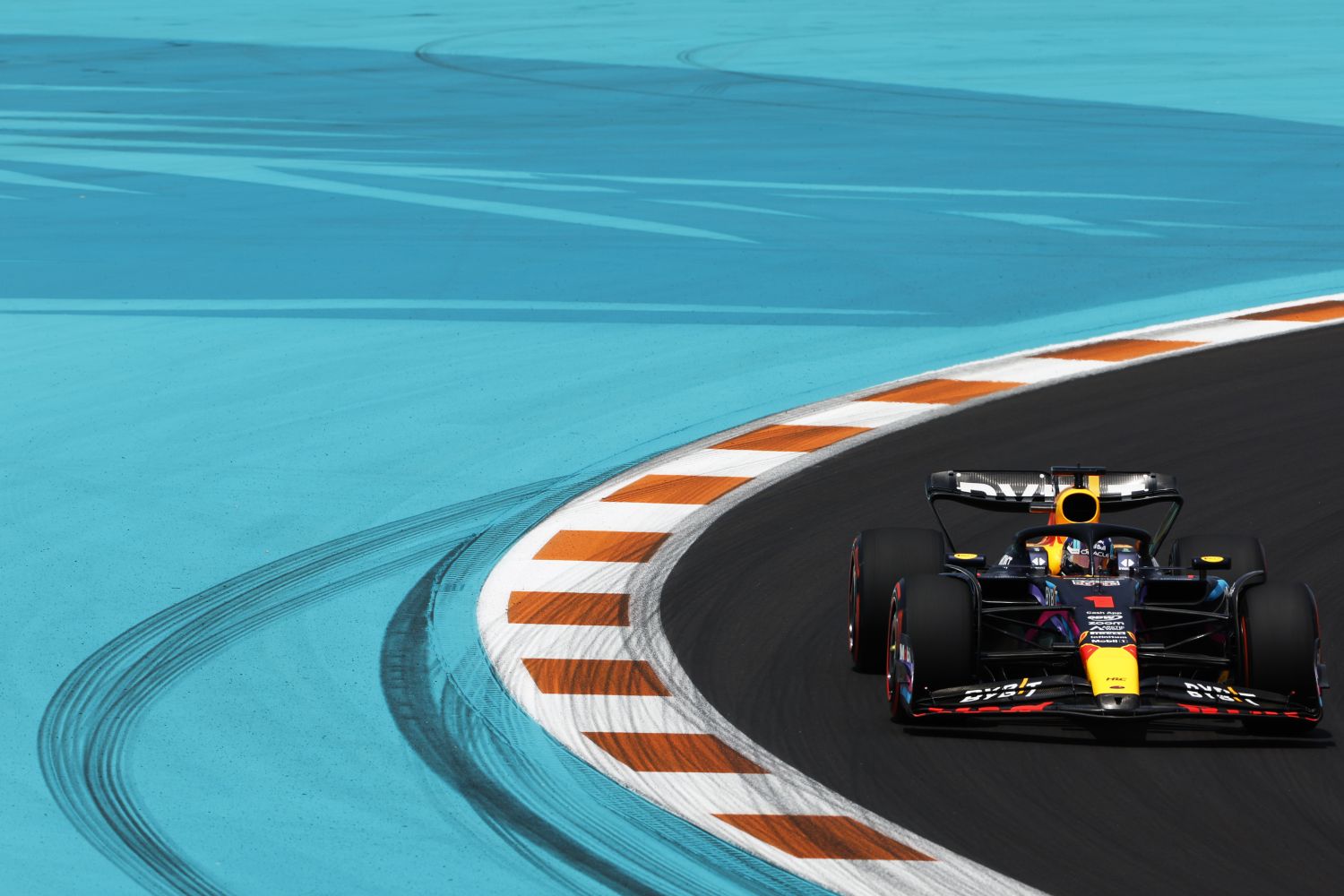 GP de Abu Dhabi: acompanhe o ao vivo do segundo treino da F1 na