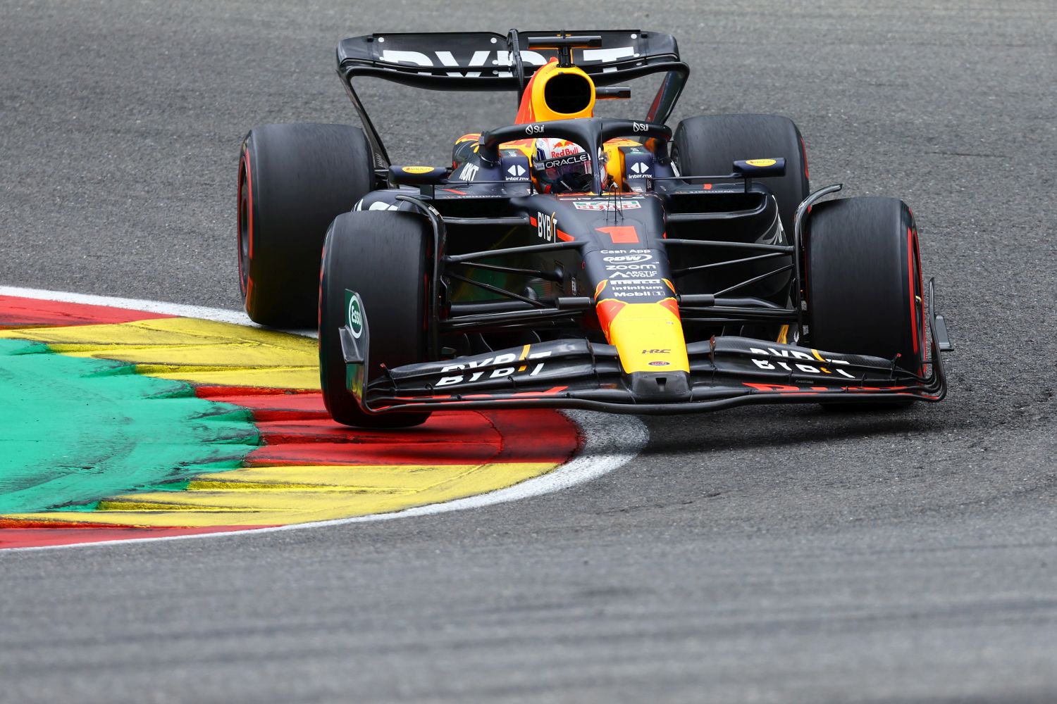 F1: Verstappen é o mais rápido do 1º dia de treinos do GP da Bélgica