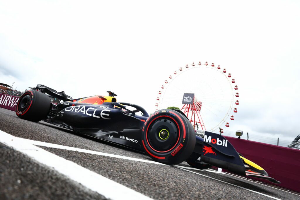 Verstappen lidera segundo treino livre do GP de F1 do Japão - Folha PE