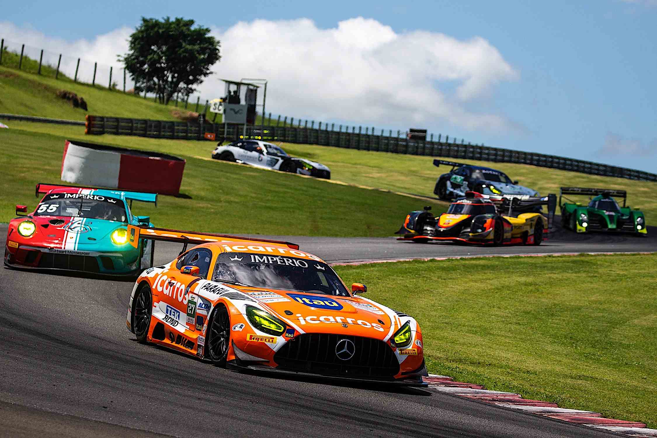 Endurance Brasil: Cacá Bueno e Ricardo Baptista conquistam no Velocitta  vice-campeonato da GT3