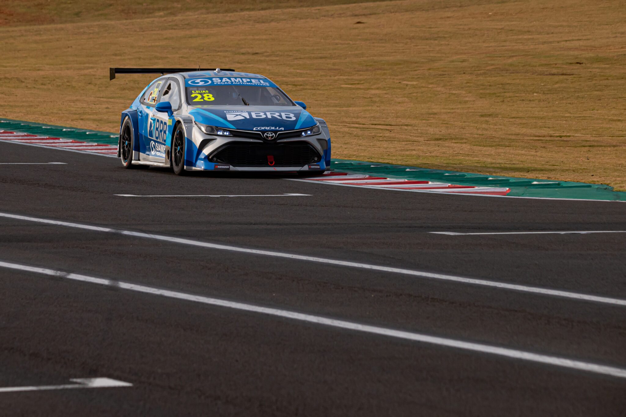 Toyota Gp Racing Stock Car: TOYOTA GAZOO Racing garante lugar na primeira fila do GP ...