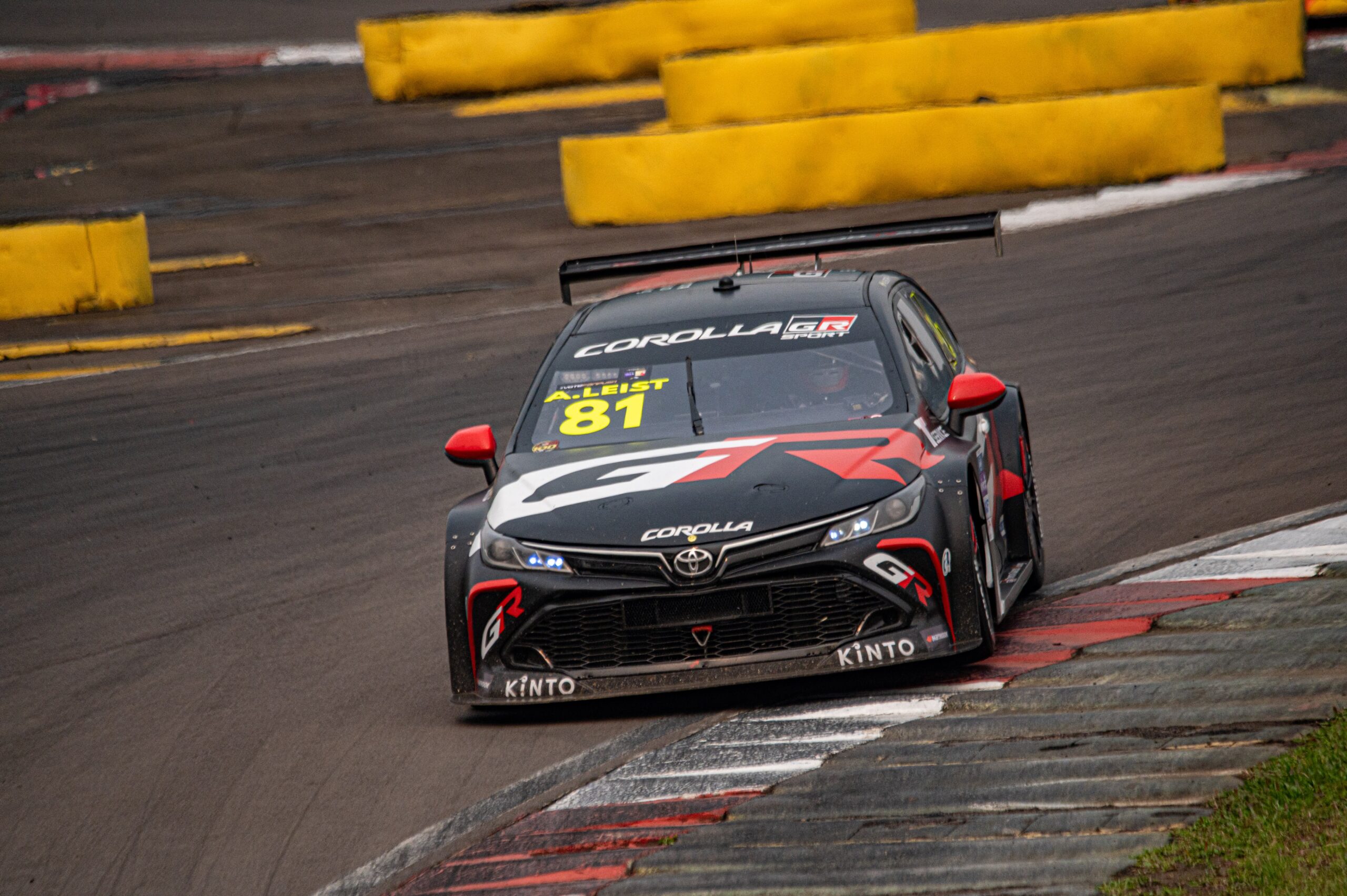 Stock Car: com a TOYOTA GAZOO Racing, Arthur Leist sobe dez posições e termina corrida Sprint próximo do top-10 no Velopark