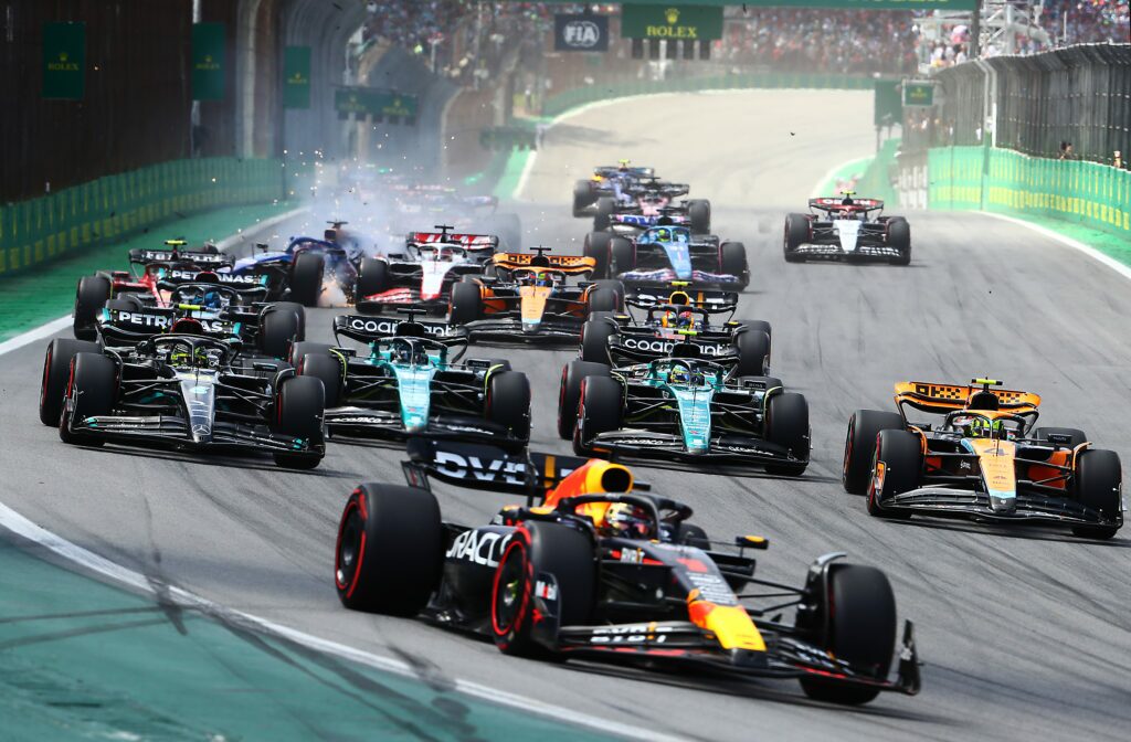 Após chuva, F1 antecipa horário de largada do GP de São Paulo Racing