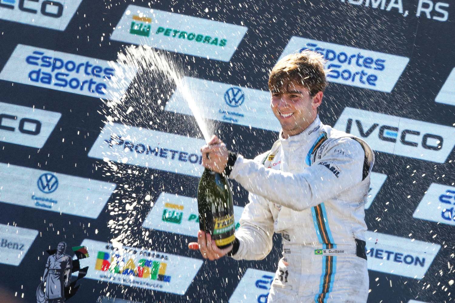 Nic Giaffone conquista segundo lugar em Tarumã na Copa Truck