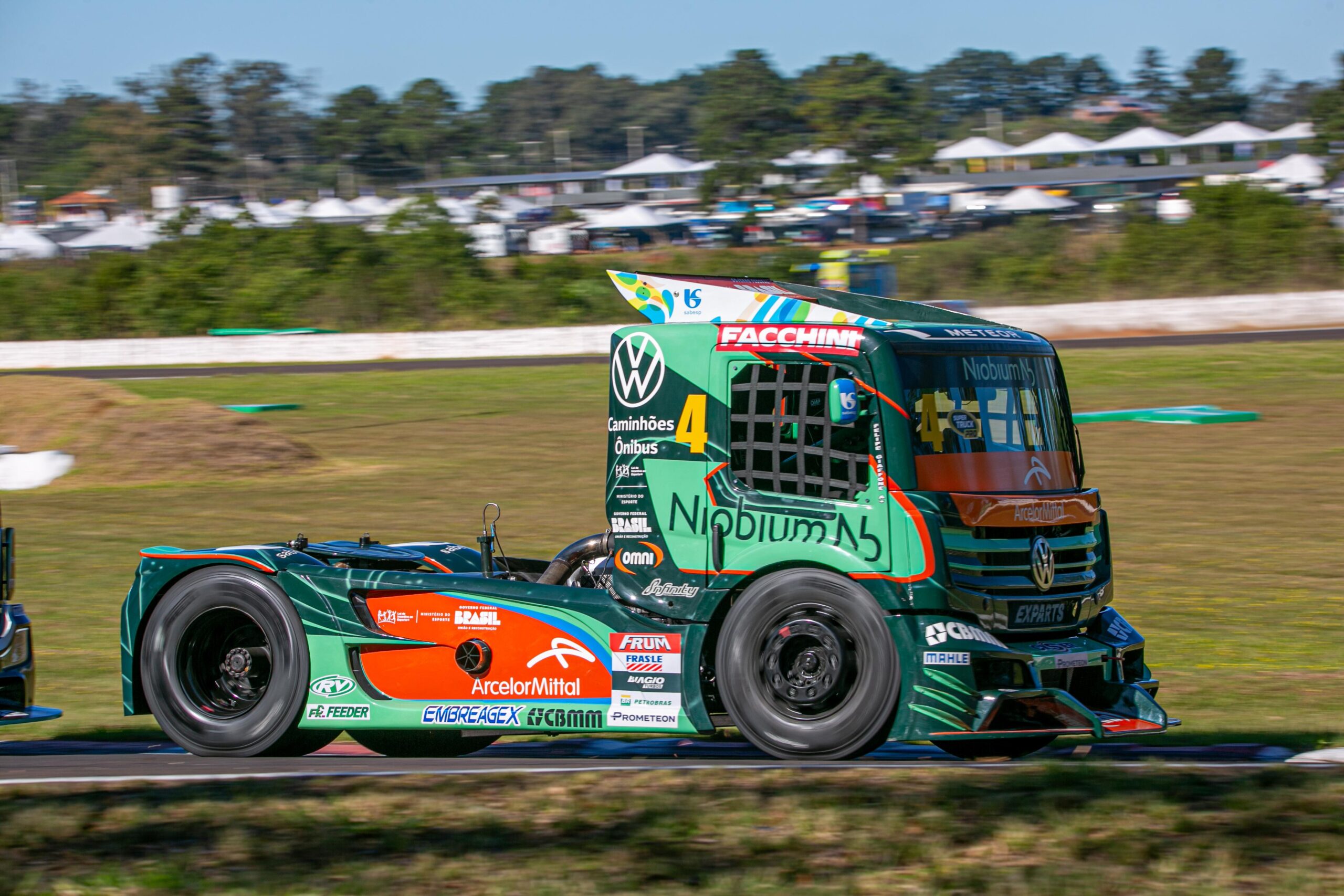 Felipe Giaffone garante lugar na primeira fila da Copa Truck em Tarumã