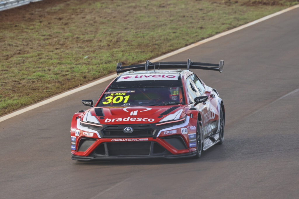 Toyota, Corolla Cross, Stock Car Brasil, SUV