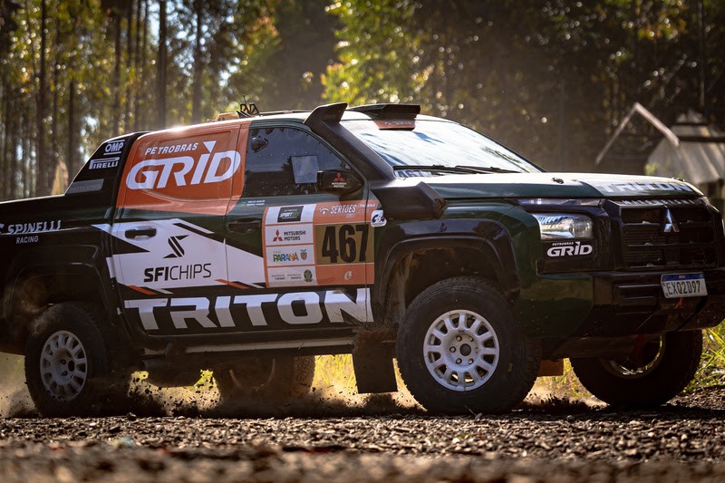 Mitsubishi, Triton Katana R, competições, Spinelli Racing, Mitsubishi Motors do Brasil, picape