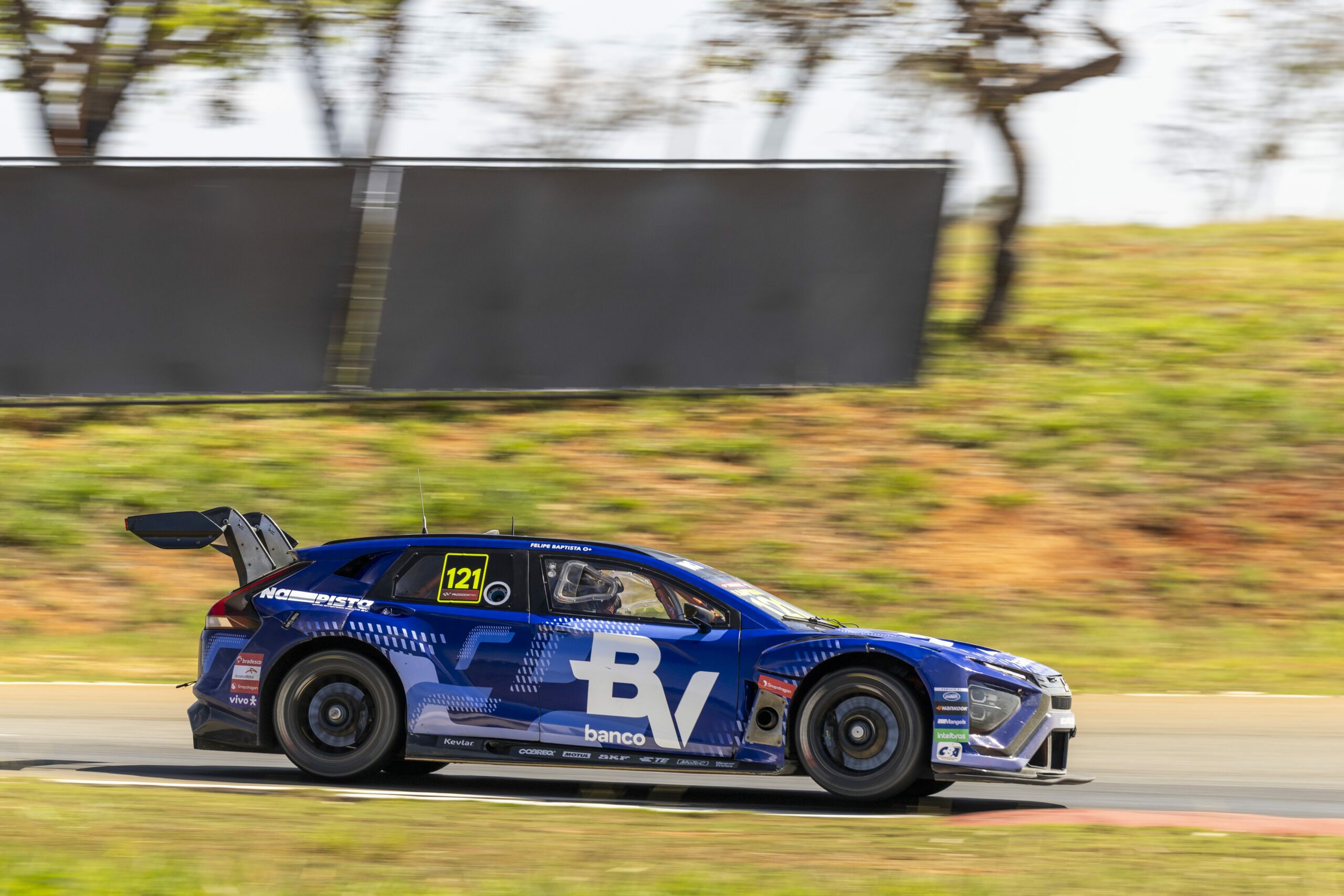 Piloto da CAR Racing, Felipe Baptista vê entrada do Safety Car arruinar estratégia em Curvelo na Stock Car